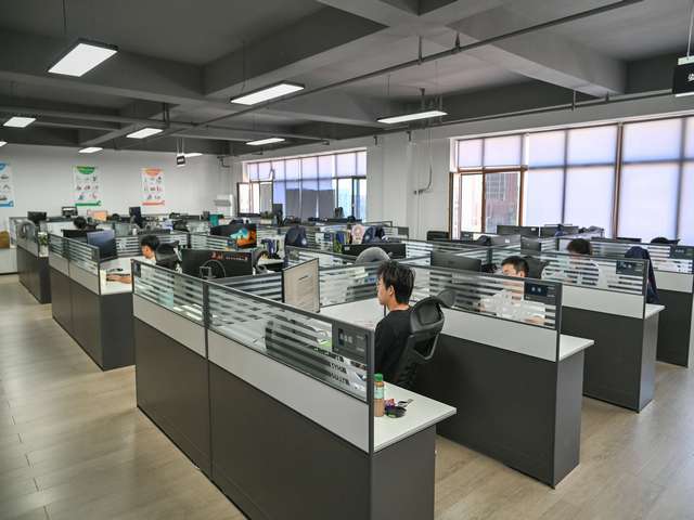 南通办公屏风隔断桌厂家直销