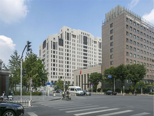 上海工厂办公家具订制